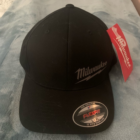 NWT 3 pcs- black Milwaukee Heavy Duty:Hoodie XL, skull cap & flex fit ball cap - Picture 3 of 5